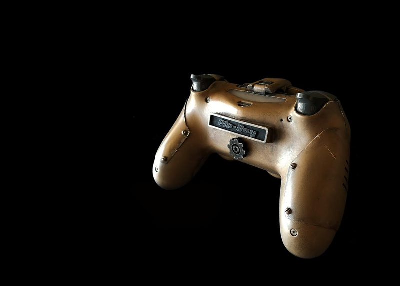 Illustration for article titled Fallout Controller Looks Like It Survived The Apocalypse